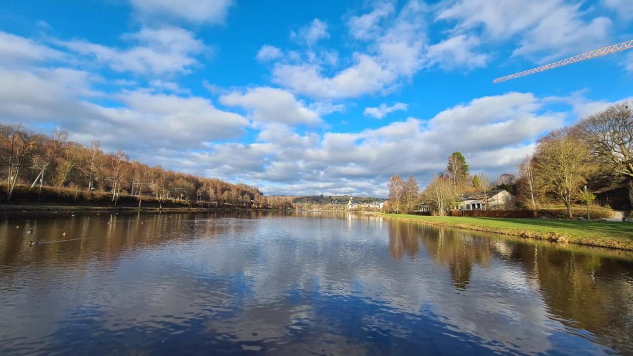 Le Salmoyard, Studio Au Bord Du Lac A Vielsalm Exterior photo
